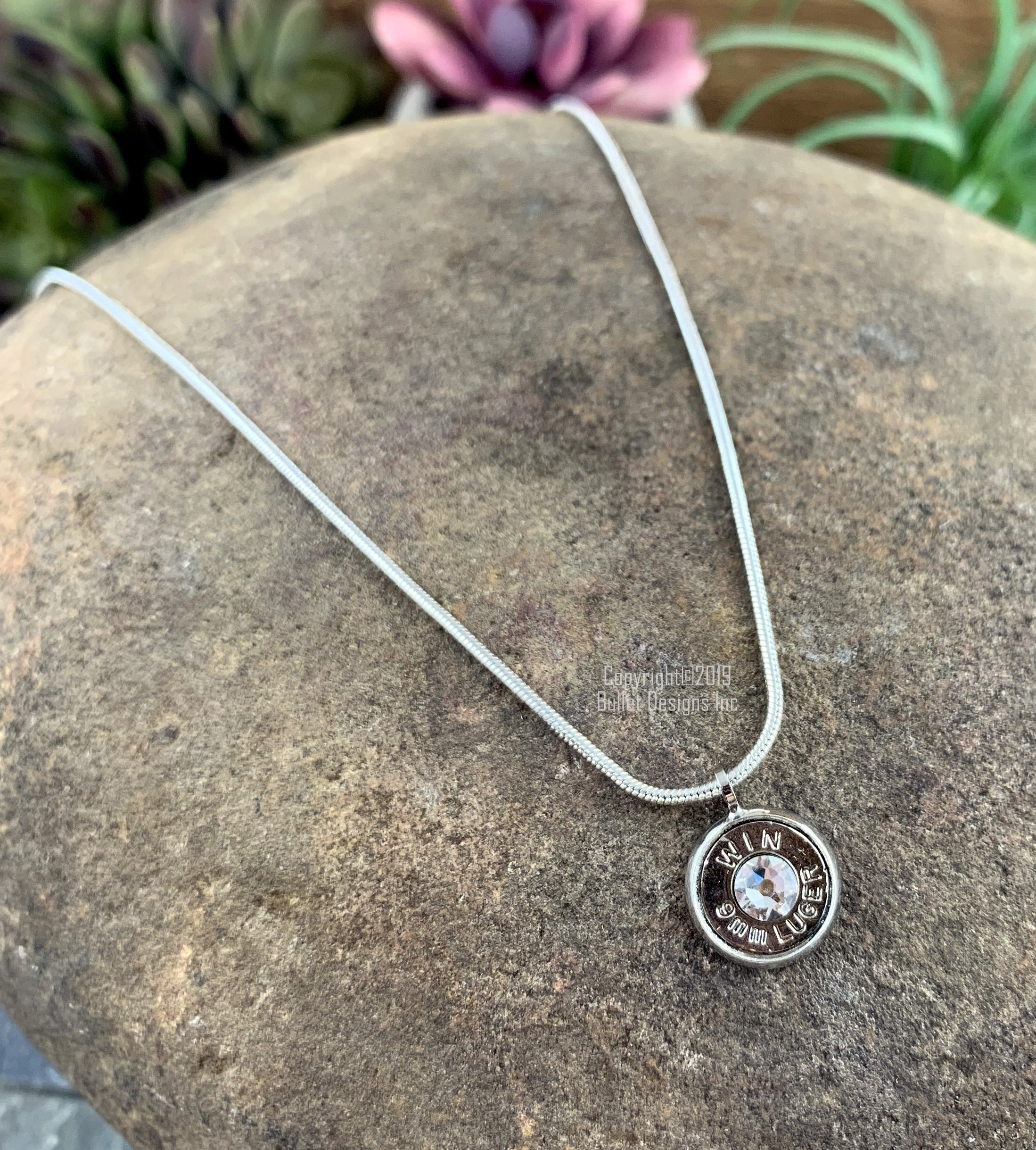 Unisex 9mm Bullet Necklace - In Nickel Or Brass – Just In Casings Jewelry - Foto 7